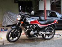 CBX400F